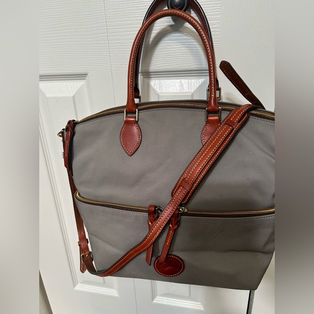 Stylish Green and Brown shoulder Bag - Picture 1 of 7